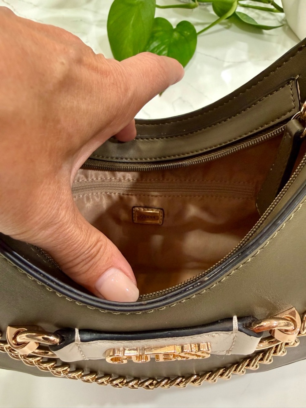 GUESS Olive Green Shoulder Bag with Gold Chain and Cream Logo Tab - Picture 3 of 9